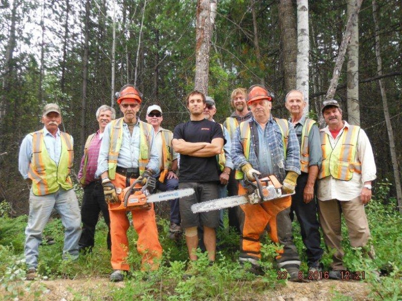 chain saw crew